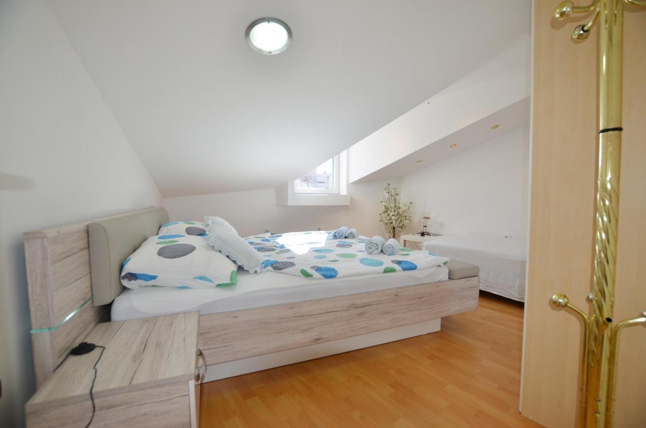 Peter Apartment Rovinj Bagian luar foto